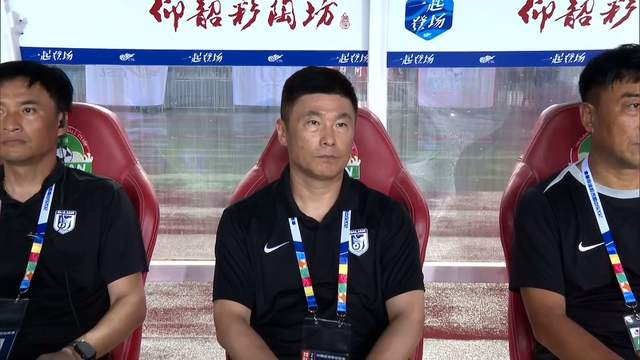 完美体育官网在线登录大连争亚冠名额不踩刹车，若拿下国安双保险，毛伟杰+吕焯毅边路压制